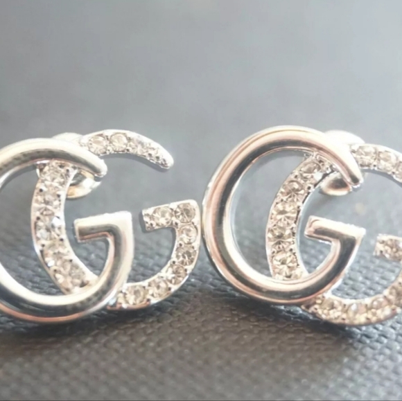 GUCCI earrings piercing logo GG /Sterling Silver/Gorgeous 🥰 - Picture 1 of 5